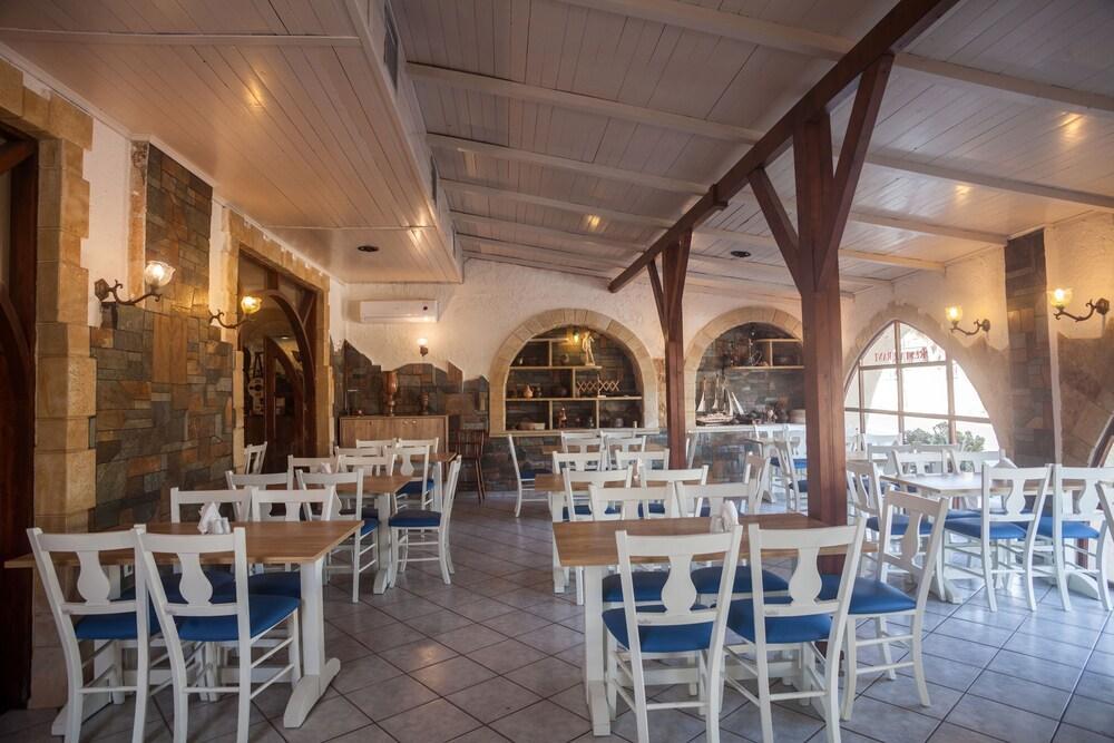 Evina Rooms & Suites Kokkini Hani Exterior foto